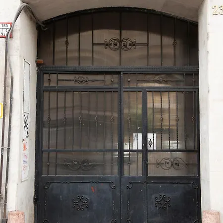 Standard By Hi5 - Rákóczi 175 *